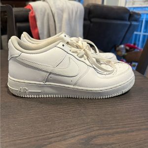 Like new Nike Air Force 1’s